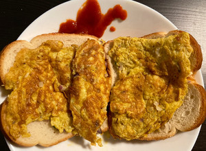 A picture of Indian Railway Station Omlette.
