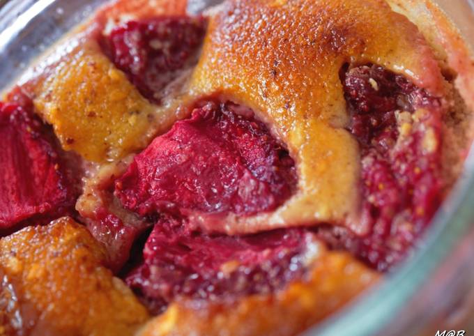 How to Make Clafoutis fraises amandes noisettes (sans farine) au Cook Expert