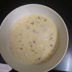 A picture of Custard With Almonds.
