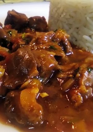 A picture of Chicken Gizzards in garlic sauce.