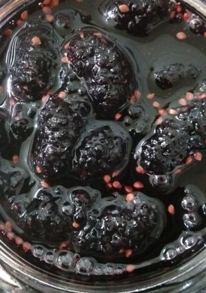 عکسی از دستور مربای توت سیاه