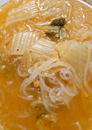 A picture of Easy! Kimchi and Shirataki Diet Ramen.