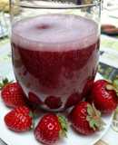 Jugo de frutilla y arándanos
