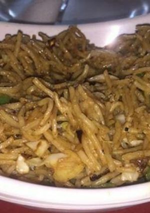 A picture of Veg noodles.