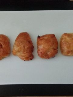 Una foto de Saquitos de hojaldre rellenos