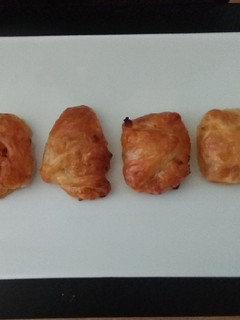Una foto de Saquitos de hojaldre rellenos