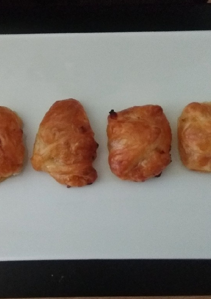 Una foto de Saquitos de hojaldre rellenos
