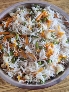 সব্জী পোলাও(Sabji polau recipe in Bengali) রেসিপির প্রধান ছবি
