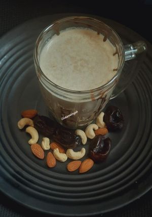 A picture of Dry Fruit Milkshake.