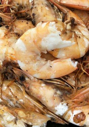 รูปของ กุ้งแชบ๊วยอบเกลือ