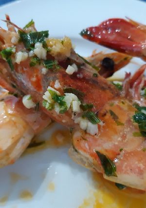 Una foto de Langostinos al ajillo en el horno 🦐