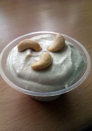 A picture of Vickys Cashew Nut 'Cream Cheese'.