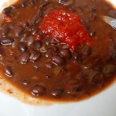 A picture of Njahi aka Black beans.