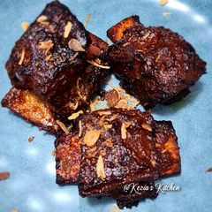 A picture of IGA BAKAR MADU (HONEY BBQ BEEF RIB).