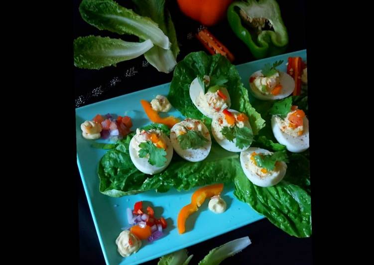 Indian salsa deviled eggs 😋