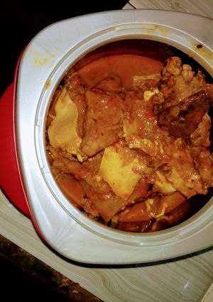 A picture of Cow leg pepper soup.