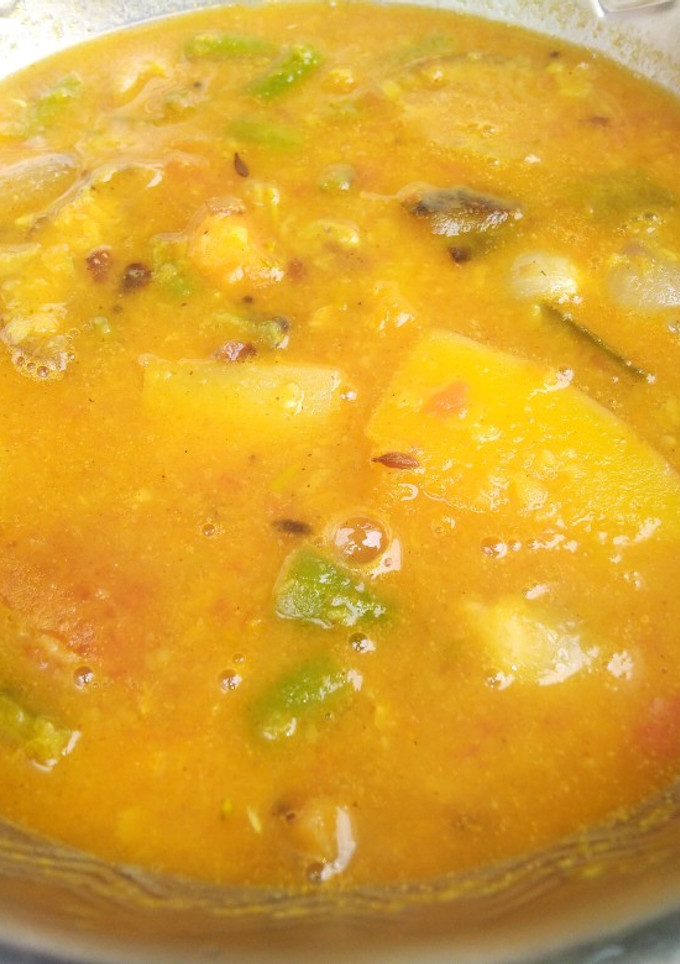 செட்டிநாடு கதம்ப சாம்பார் (Chettinad kathamba sambar recipe in tamil) செய்முறை முக்கிய புகைப்படம்