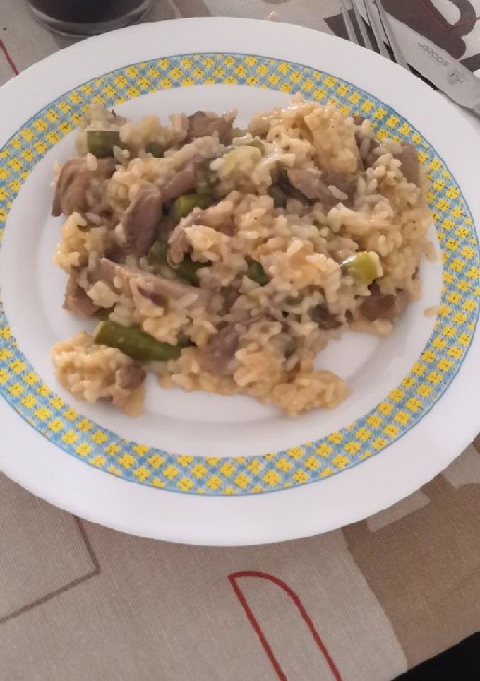 Una foto de Risotto de espárragos trigueros y setas