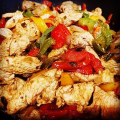 A picture of Chicken Fajitas.