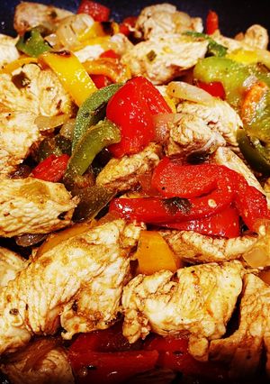 A picture of Chicken Fajitas.