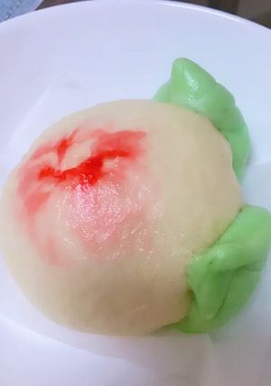 Hình của món Bánh bao đào tiên nhân pizza.