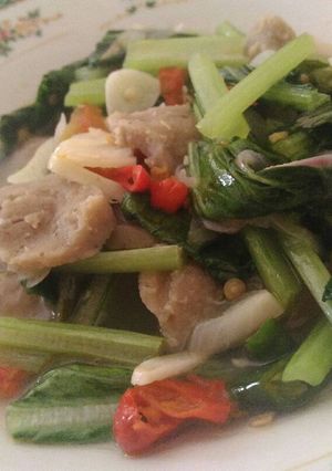 Foto resep Tumis Sawi Hijau Bakso