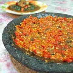 A picture of Sambel Terasi.