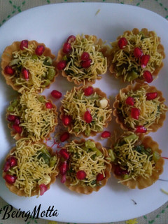 A picture of Green beans (chauli) chaat baskets.