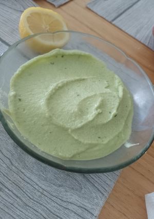 Una foto de Crema de palta para untar