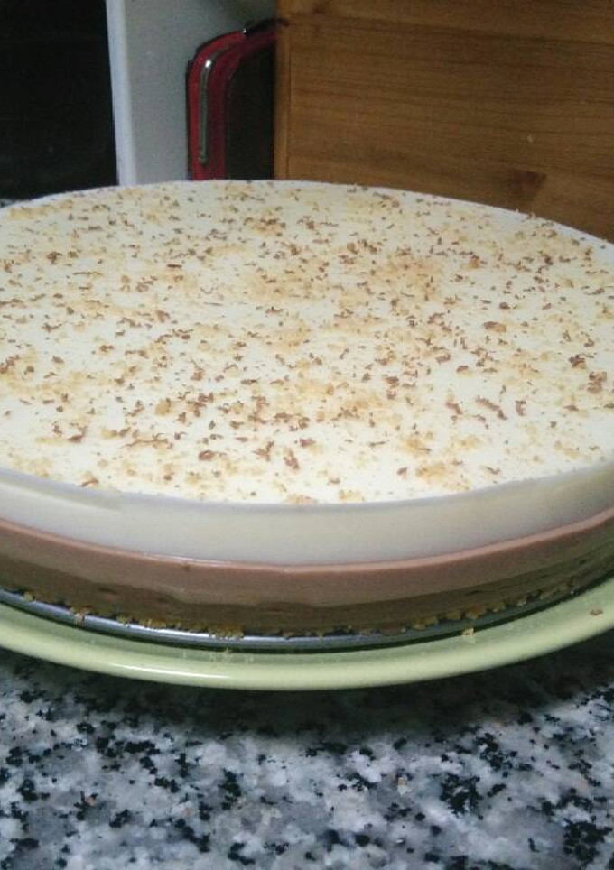 Una foto de Tarta de tres chocolates🍫