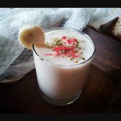 A picture of Banana lassi.