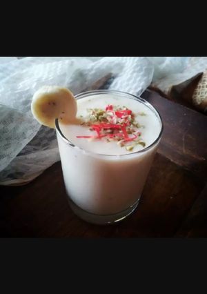 A picture of Banana lassi.