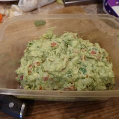 A picture of Guacamole recipie.