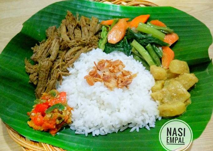 Cara Gampang Menyiapkan Nasi Empal, Lezat Sekali