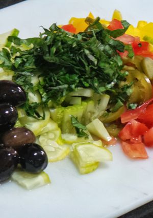 A picture of Cucumber & Capsicum Cheese Sandwich Filling.
