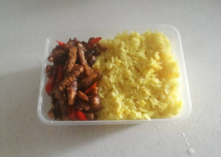 Nasi kuning rice cooker
