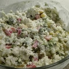 A picture of Crispy broccoli &cornflower salad.