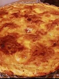 Una foto de Empanada de bonito en hojaldre