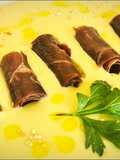 Crema de Habas y Guisantes con rollos de Cecina
