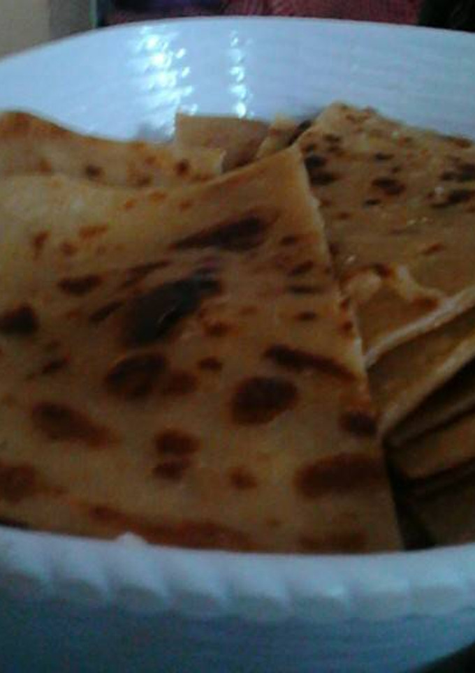 A picture of Fried Chapatis.