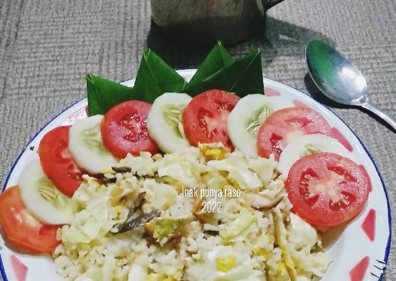 Nasi Goreng Putih Ikan dan Sayur