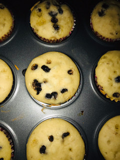 A picture of Chocolate chips muffin.