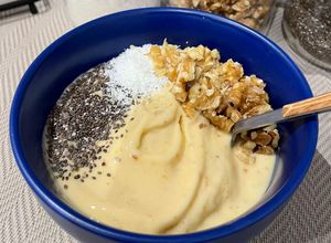 Foto principal de Smoothie Bowl de Plátano y Nectarina