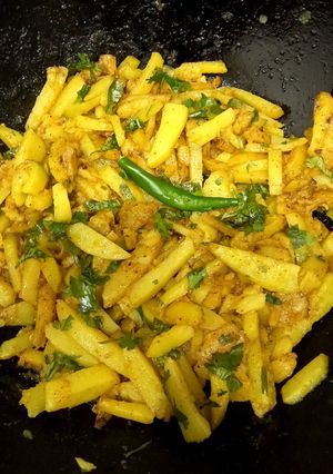 A picture of Spicy potatoes 🥔 🥔.