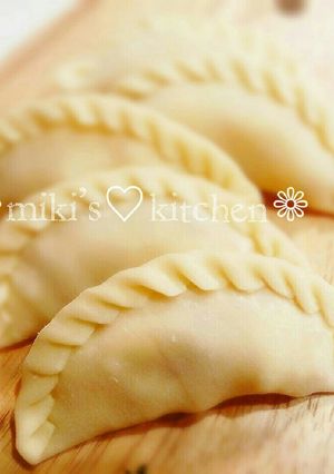 A picture of ＊A Little Cute＊ How to Wrap Dumplings.