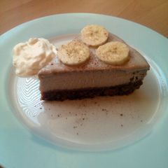 A picture of Vickys Amazing Banana Cheesecake, (contains cashews) GF DF EF SF.