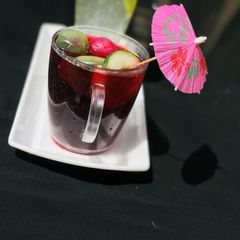 A picture of Zobo with lemon grass.