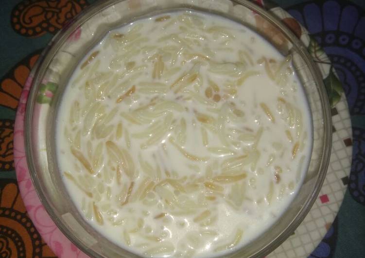 Simple Way to Make Any-night-of-the-week Seviyan kheer
