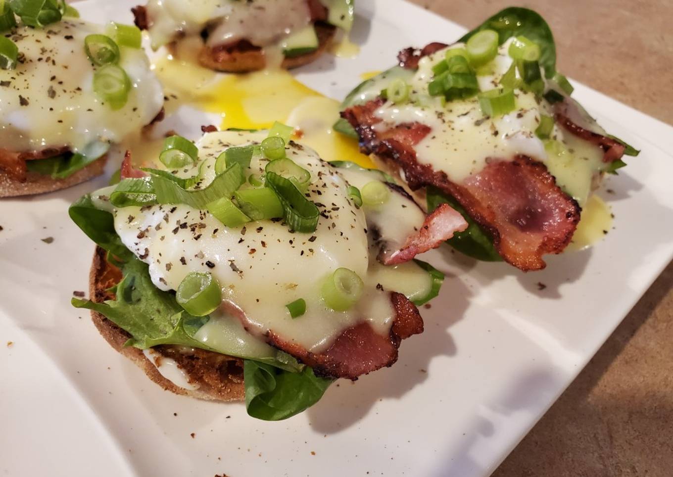 Bacon Eggs Benedict