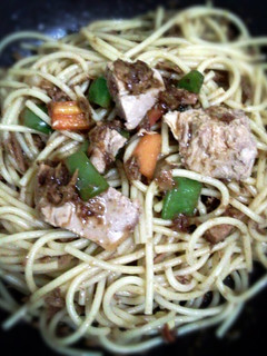 A picture of Bagoong Pasta (Shrimp Paste Sauce).